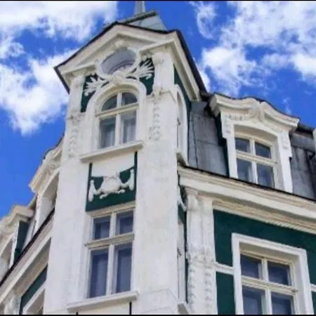 Hotel Hotello *